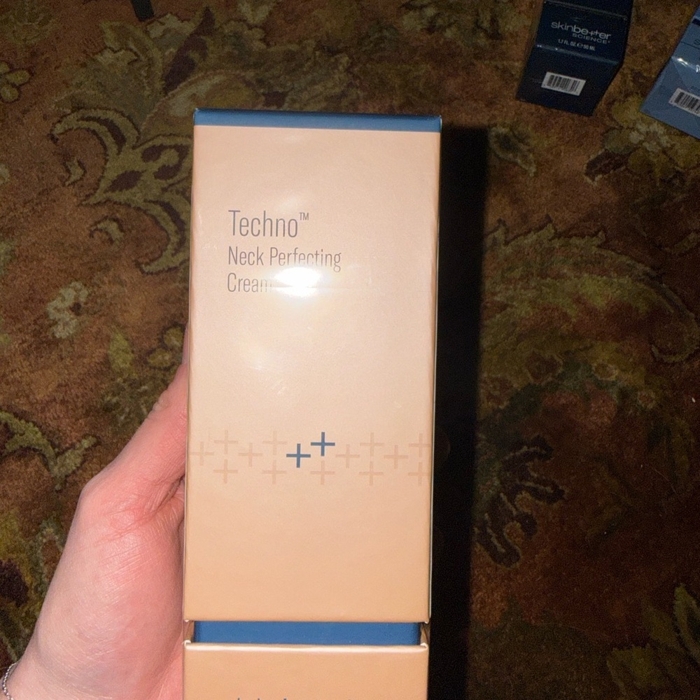 Techno Neck Perfecting Cream Skin Better Science